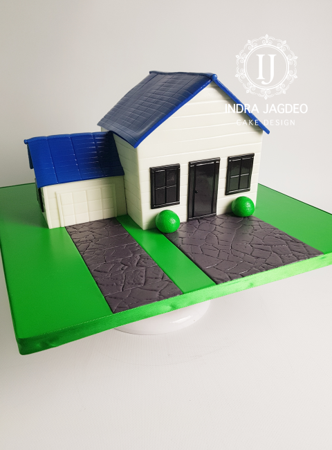 3D House Cake