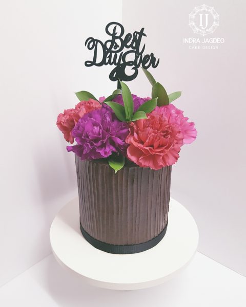 Signature Fresh Flower Cake